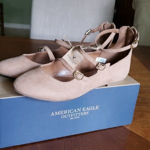American Eagle strappy flat size 8
